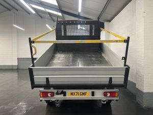 2021 Peugeot Boxer Tipper Van - Image 2