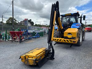 McConnel PA6575T Hedgecutter - Image 4
