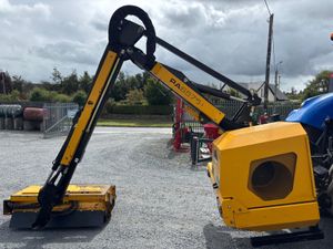 McConnel PA6575T Hedgecutter - Image 4