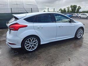 2015 Ford Focus  Zetec  1.6 Diesel - Image 3