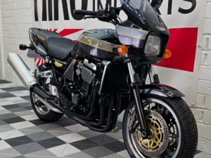 2001 Kawasaki ZRX1100R - Image 2