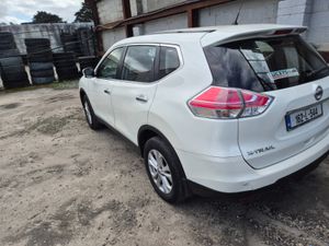 Nissan xtrail 7 seats.engine problem. Has nct - Image 2