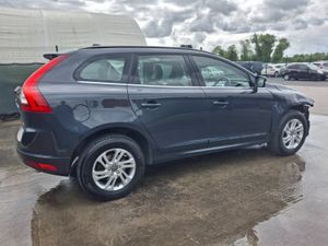 2017 Volvo XC60  Design  2.0 Diesel - Image 3