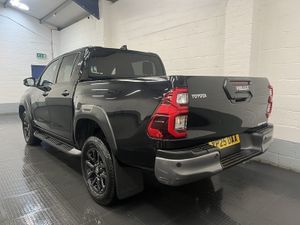 2025 Toyota Hilux PickUp Van - Image 3