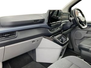 Ford Tourneo Custom 320 L2  FWD 2.0 EcoBlue 170ps - Image 3
