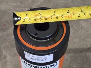 Hollow Hydraulic Ram 20 Tonne - Image 2