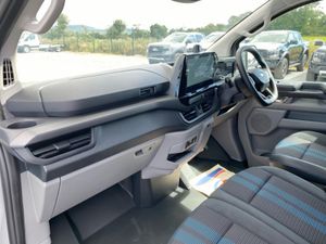 Ford Transit Custom Sport 2.5 PHEV 232BHP LWB.. 19 - Image 4