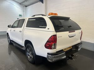 2021 Toyota Hilux PickUp Van - Image 3