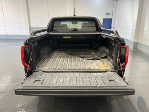 2024 Volkswagen Amarok PickUp Van - Image 2