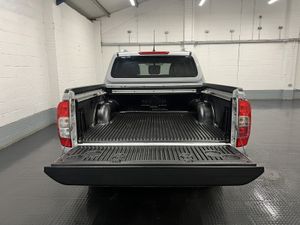 2021 Nissan Navara PickUp Van - Image 2