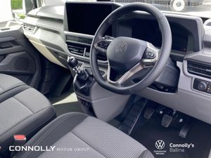 Volkswagen Transporter Trendline 28 LWB 2.0TDi 110 - Image 2