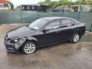2017 Skoda Octavia  Ambition TDI Very Light Damage - Image 2