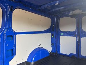 Ford Transit Custom 320 L2  FWD 2.0 EcoBlue 170ps - Image 4
