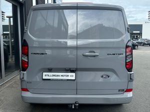 Ford Transit Custom 2.5 PHEV 6 Seat Crew Cab Auto - Image 3