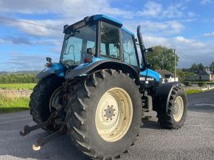2000 New Holland 8360 - Image 3