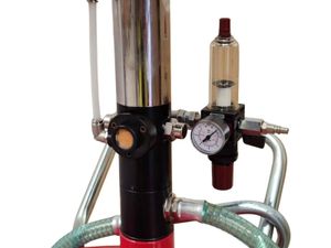 Oil Drainer 80lt Comes With Basin & Air Pump - Image 3