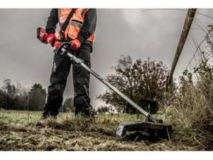 Milwaukee Line Trimmer Attachment 18 V Body Only - Image 4