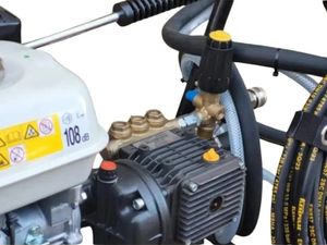 Honda GX200 Petrol Power Washer with Comet Pump - Image 2