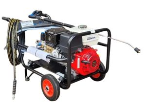 Honda GX390 Petrol Power Washer with Comet Pump - Image 3