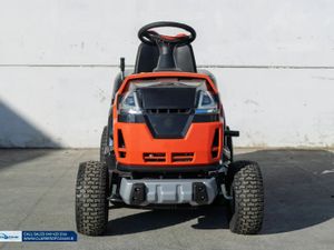 Oleo-Mac 16hp Ride On Lawnmower 36" Deck - Image 2