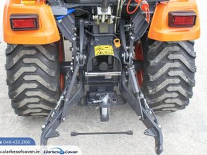 Kubota BX-261 ROPS Tractor - Image 4