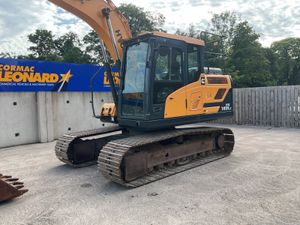2021 HYUNDAI HX140LC Tracked Excavator - Image 2