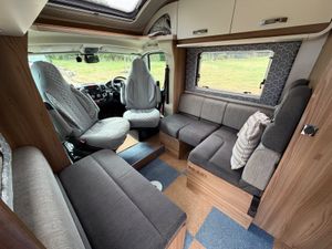2017 SWIFT ESCAPE 684 LOW PROFILE R.H.D - Image 3