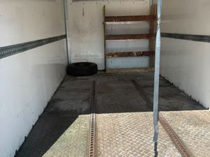 2021 Maxus Deliver 9 Luton Box Van - Image 2
