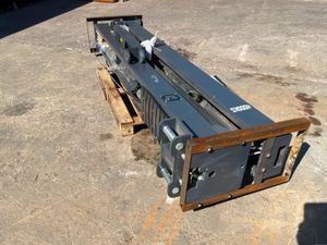 New / unused 4000kg two post vehicle lift......... - Image 4