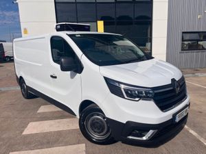 Renault Trafic FRIDGE VAN WITH PLUG IN OVERNIGHT - Image 2