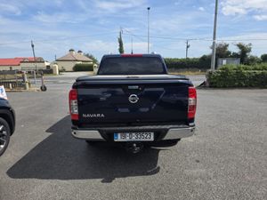 Nissan Navara 2.3 DSL LE CVT LEATHER DOUB DOUBLE C - Image 3