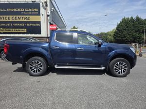 Nissan Navara 2.3 DSL LE CVT LEATHER DOUB DOUBLE C - Image 4