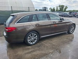 2016 Mercedes C-Class  200D  Avantgarde - Image 3