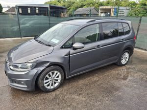 2018 Volkswagen Touran  7 seater  TDi - Image 2