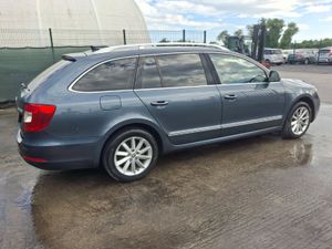 2015 Skoda Superb  Ambition  TDi - Image 3