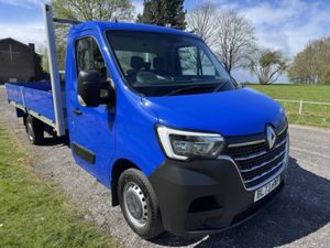 2024 Renault Master Dropside Van - Image 2