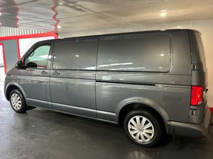 Volkswagen Transporter T6 30 PVL T TDI 15 150HP MA - Image 4