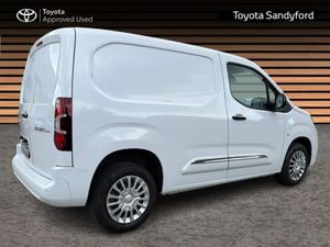 Toyota Proace City AUTOMATIC 1.5 130HP SWB - Image 2