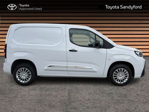 Toyota Proace City AUTOMATIC 1.5 130HP SWB - Image 3
