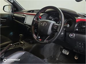 Toyota Hilux Diesel GR Sport - Image 4
