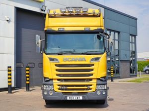 2017 SCANIA R520 6X2 TOP-LINE WITH REAR LIFT AXLE - Image 2