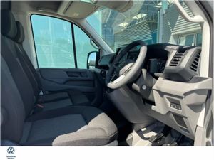 Volkswagen Crafter TRENDLINE T30 MWB 140HP MANUAL - Image 2