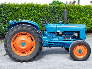 1958 Fordson Dexta Tractor - Image 2