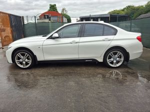 132 Bmw 3 Series  318D   Automatic - Image 2