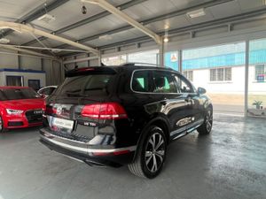 Volkswagen Touareg CV 3.0 TDI 262B 262BHP V6 5DR A - Image 4