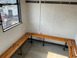 10 x 8  Vandalproof site cabin / home office.....8 - Image 3
