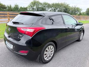 2016 Hyundai i30 Van - Image 4