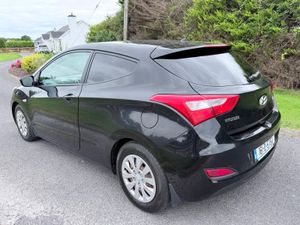 2016 Hyundai i30 Van - Image 3