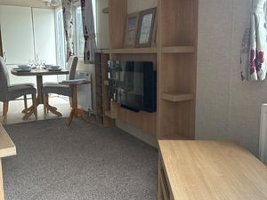 THIS WILLERBY AVONMORE IS THE CREAM OF HOMES - Image 4