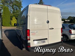 Volkswagen Crafter 30 MWB 140HP M - Image 4